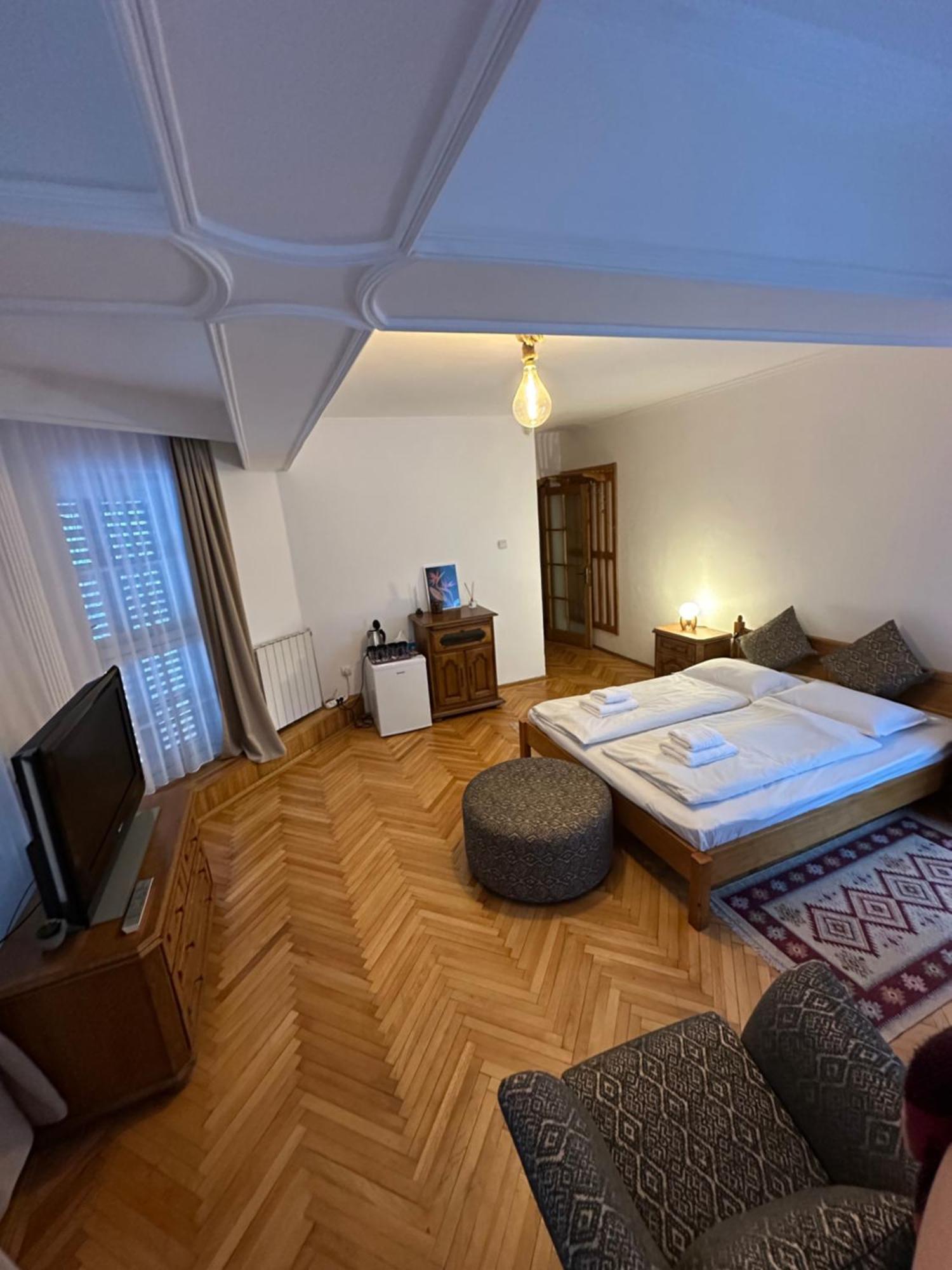 Pine Peak Apartments 프레데알 외부 사진